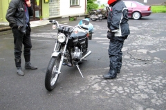 V005