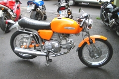 V006