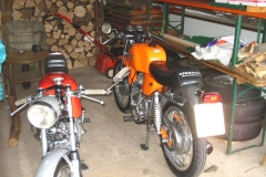 V012
